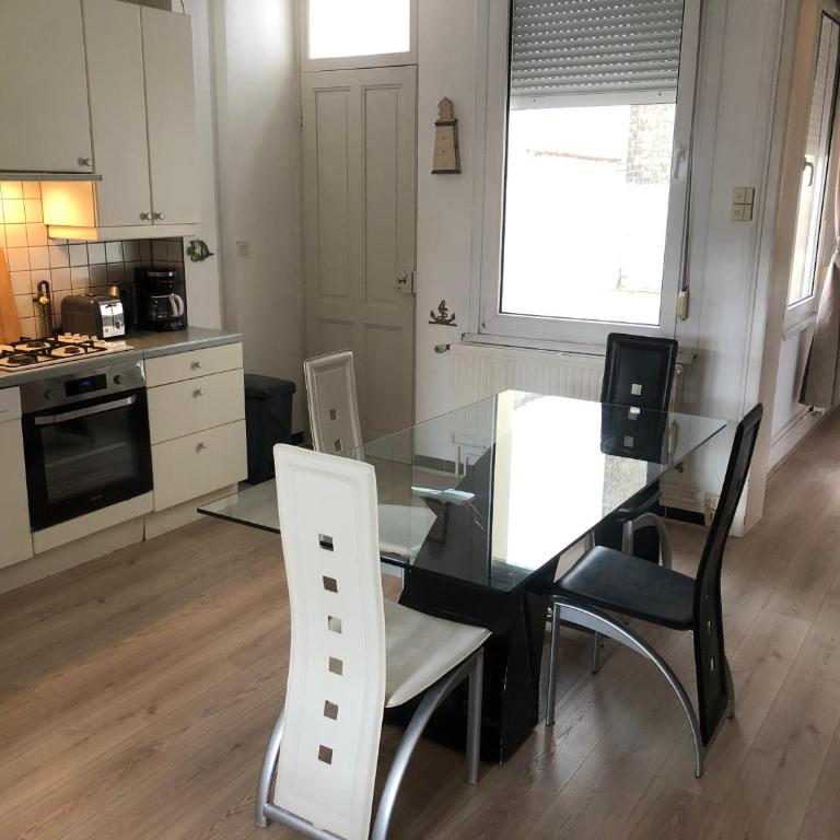 Royal Navy - Appartement - Rez-de-Chaussée - 11