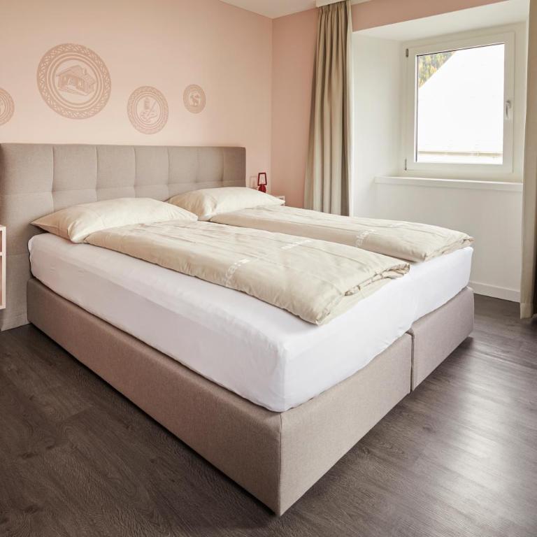 Reka-Ferienanlage Madulain - Modernes Apartment mit 2 Schlafzimmern - 1