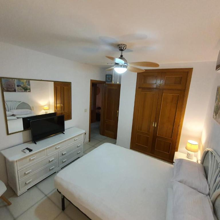 Apartamento Aquarium Park, 1ª linea de playa, piscina privada, aire acondicionado y wifi de alta velocidad - Apartamento de 1 dormitorio - 19