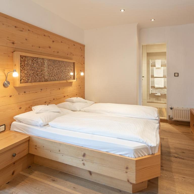 Hotel Seefelderhof - Superior Doppelzimmer mit Balkon - 10