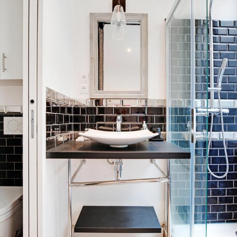 Charming and calm studio - 4P -Beaubourg Quarter - Studio - 11