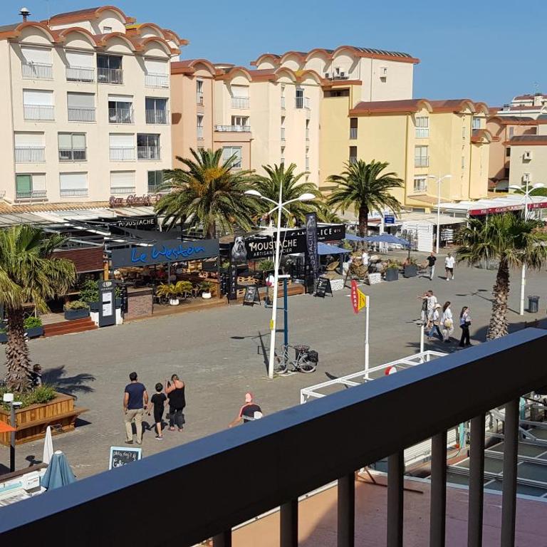 Gruissan-Port-T3-2chambres-5pers-43m2-Parking-Clim-Piscine-Valerie - Appartement 2 Chambres - 3