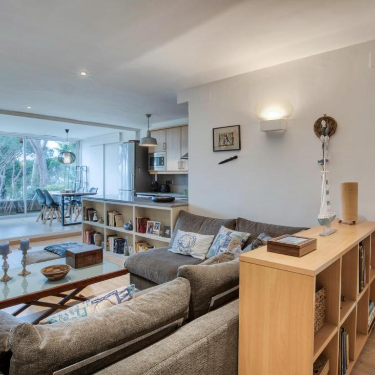Lliris Apartament amb encant per 4 persones a 10 minuts de la platja i del centre de Platja d'Aro - Apartamento de 2 dormitorios - 3