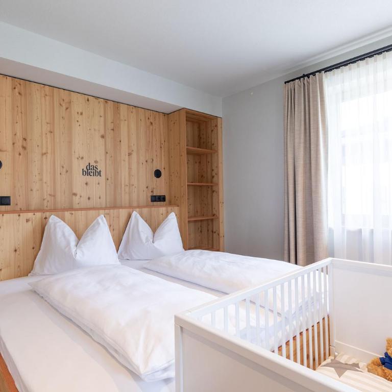 das bleibt Alpine Suites - Familienzimmer mit Bergblick - 22