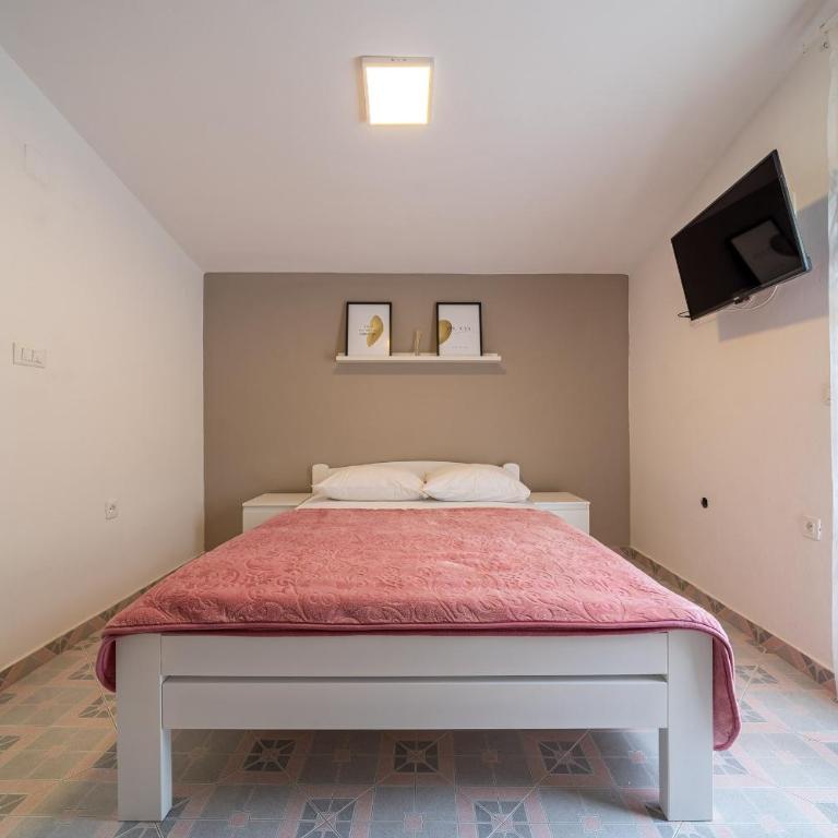 Guest House Ana - Twin Studio with Balcony - 6