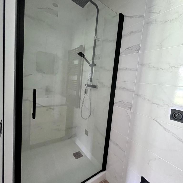 BO LODGE - Chambre Deluxe (2 Adultes + 1 Enfant) - 4