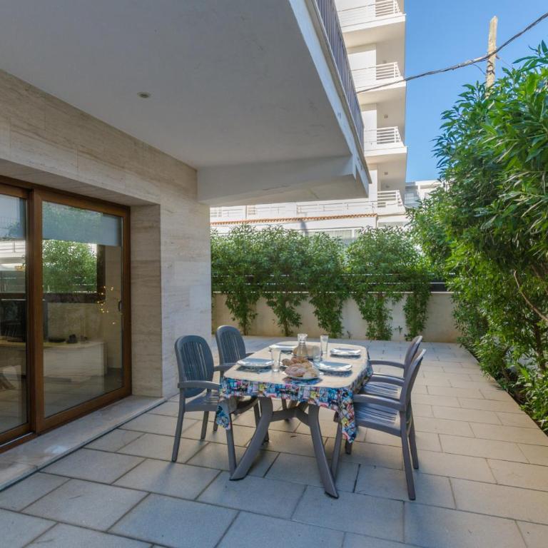 YourHouse Es Cardinal - Three-Bedroom House - 5