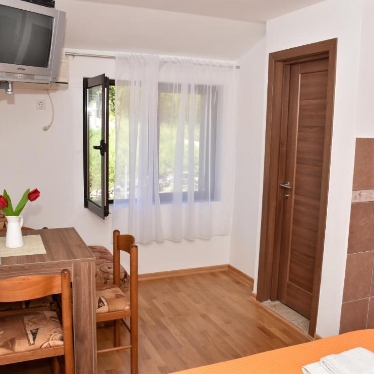 Apartments Simun - Studio (2 Adults) - 8