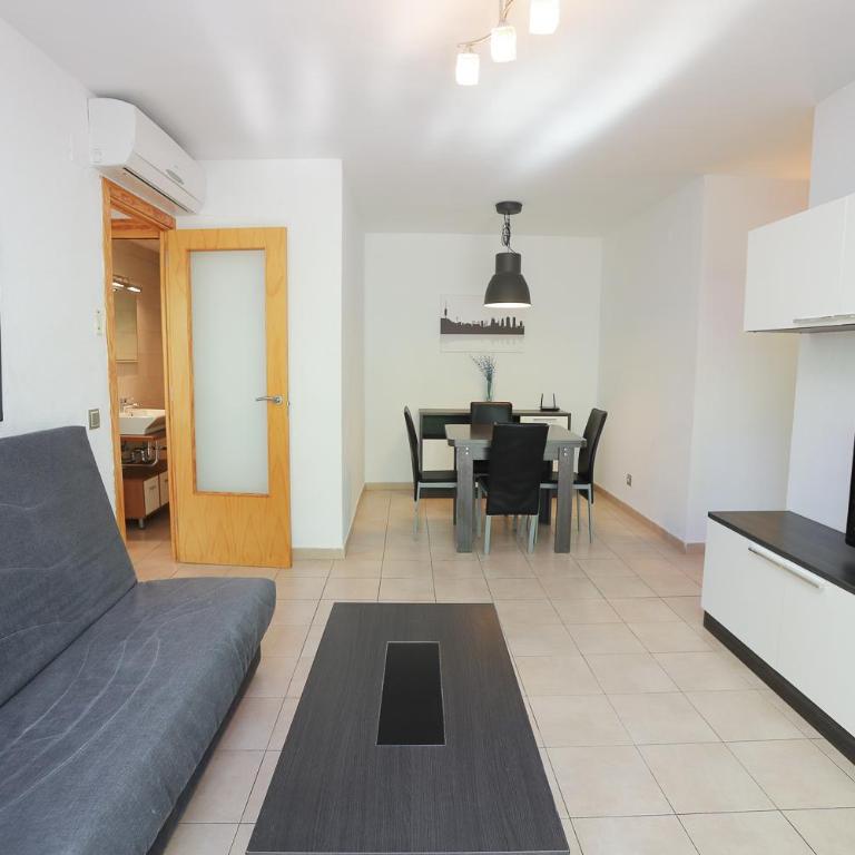 DIFFERENTFLATS Decathlon - Apartamento de 2 dormitorios con terraza - 2