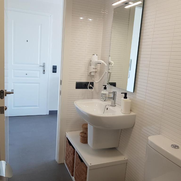 ÁTICO AQUA PEÑÍSCOLA, 2ª Linea de Playa, Parking y Piscina - Apartamento de 1 dormitorio - 22