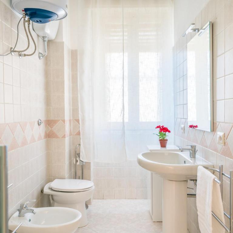 Casa Bonaria - Terrace on the Basilica- Wifi - AC - Appartamento con 2 Camere da Letto - 23