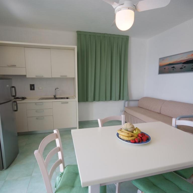 Hotel Dino - Appartamento Superior con 1 Camera da Letto (4 Adulti) - 2