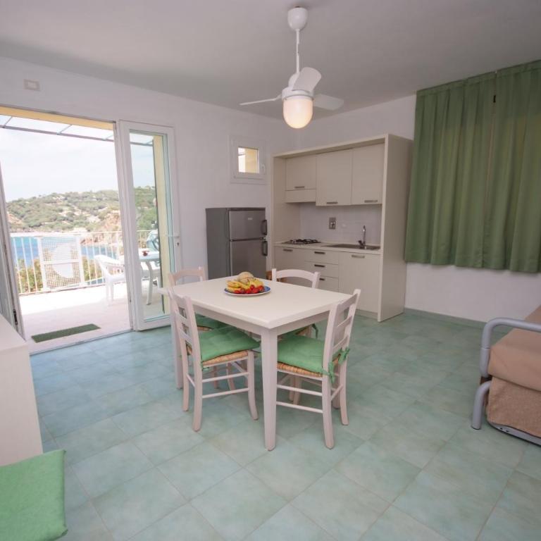Hotel Dino - Appartamento Superior con 1 Camera da Letto (4 Adulti) - 4
