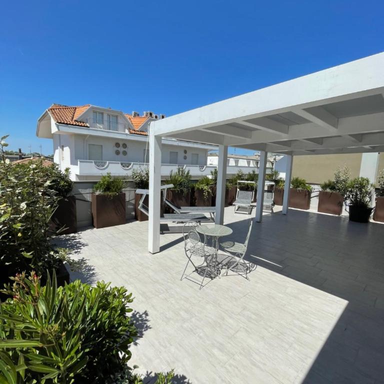 Casa Plauto Attico senza cucina without kichen - Appartamento Attico - 8