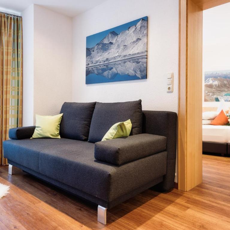 Haus Rätia - Appartement 2 Chambres avec Balcon - 5