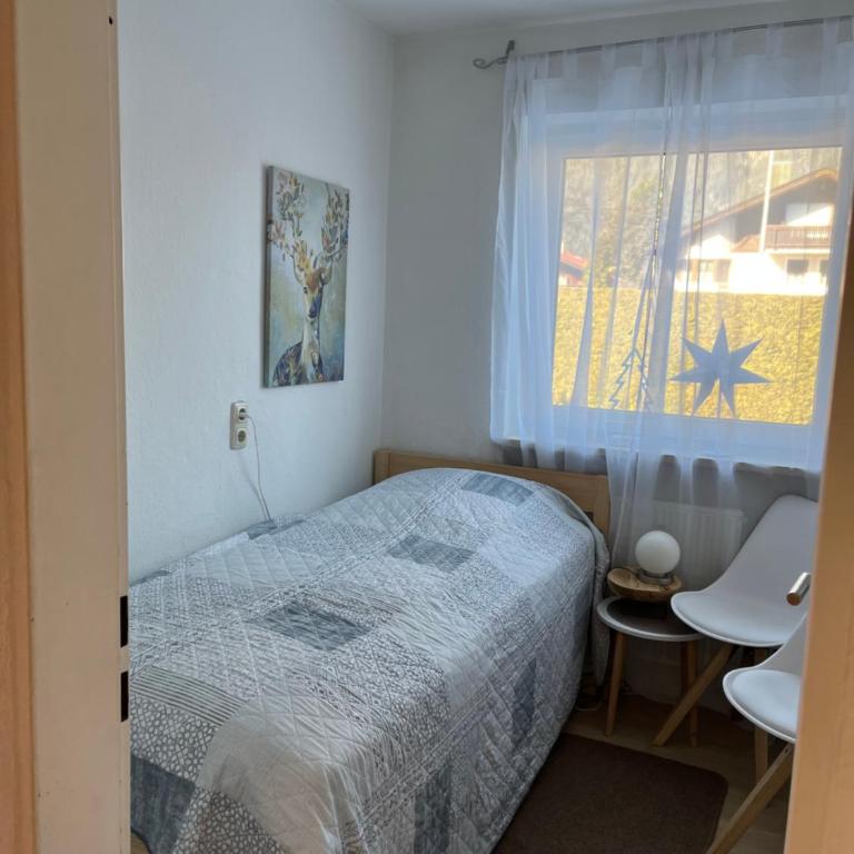 Doppelhaushälfte Zugspitzblick mit privatem Garten - Appartamento - 15