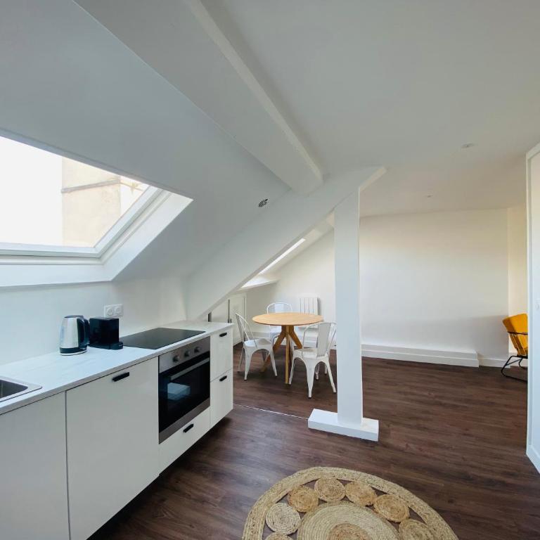 Hyper centre - Cathédrale 2 chambres - Two-Bedroom Apartment - 7