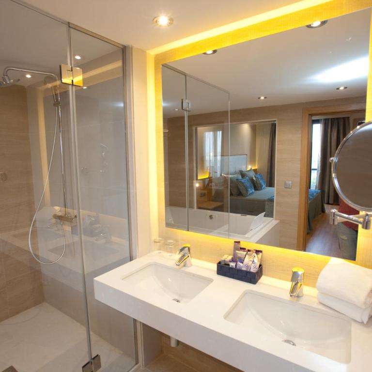 M.A. Hotel Sevilla Congresos - Suite Junior - 7