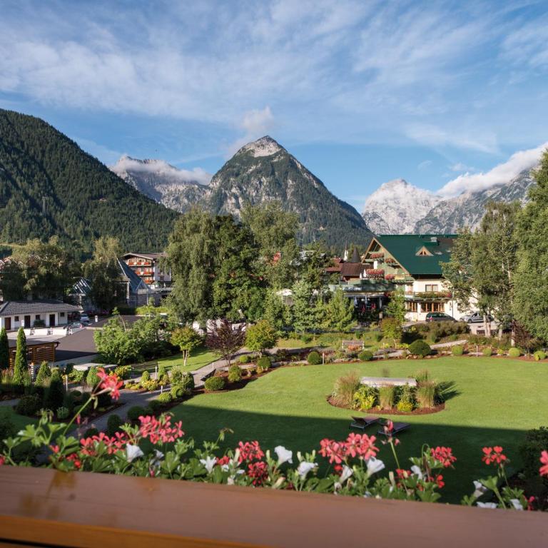 aja Fürstenhaus am Achensee - Classic Doppelzimmer mit Bergblick - 2