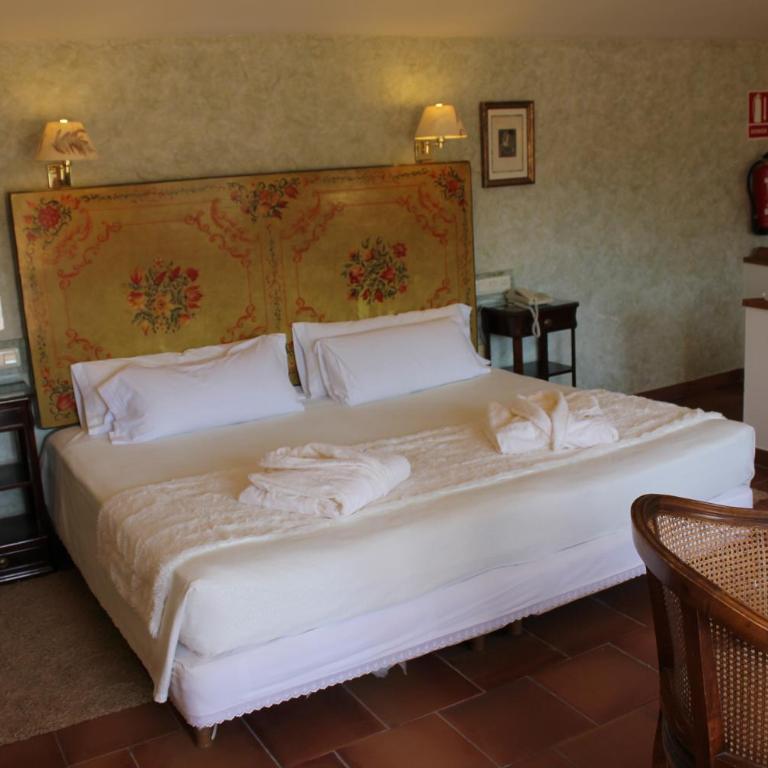 Hotel Leonor de Aquitania - Suite - 6
