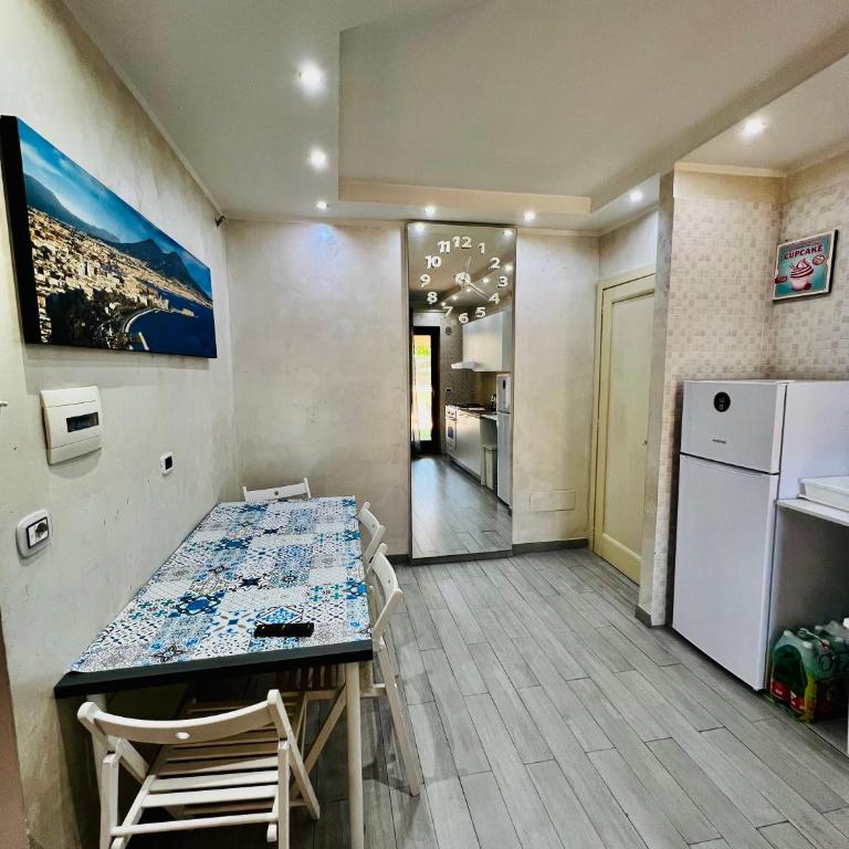 House of Mola - Two-Bedroom Apartment - 18
