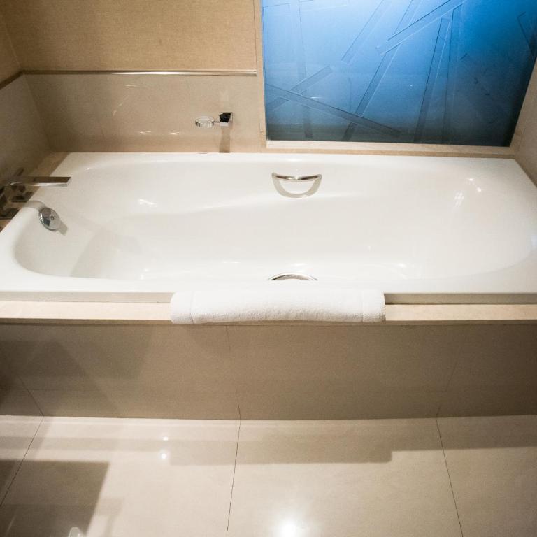 Hilton Mendoza - Habitación Doble - 2 camas dobles - 5