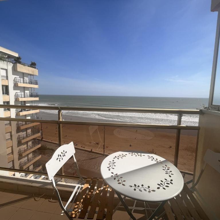 Studio 2* avec balcon face à la mer, ascenseur, proche plage et commerces, 2 pers. - FR-1-197-387 - Studio - 10