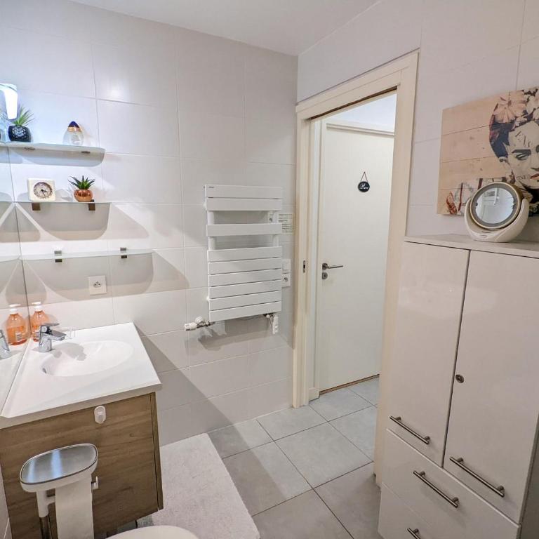 Arcachon centre ville - Charmant T2 avec balcon, parking sécurisé, proche gare, commerces et plage - FR-1-420-90 - Apartment (2 Adults) - 14
