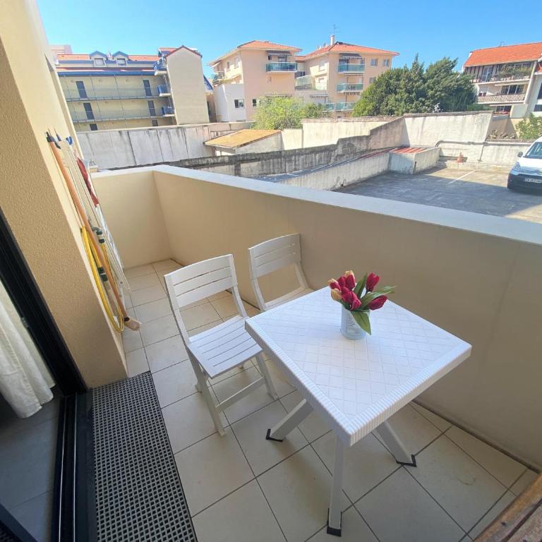 Arcachon centre ville - Charmant T2 avec balcon, parking sécurisé, proche gare, commerces et plage - FR-1-420-90 - Apartment (2 Adults) - 16