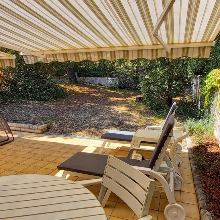 Charmante Maison 3 Chambres - 6 Personnes - Proche Plage - FR-1-323-252 - Casa Vacanze - 1