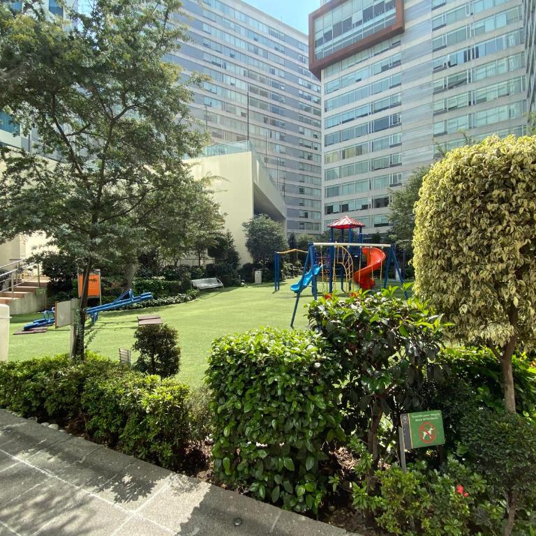 Apartamento de 2 habitaciones junto al WTC - Two-Bedroom Apartment - 2