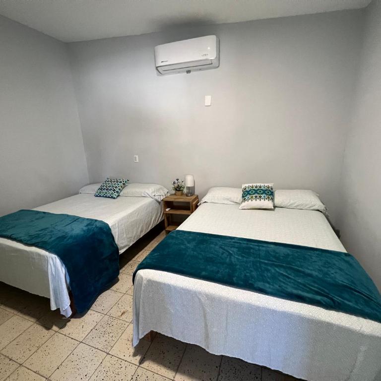 Dpto CASA BRISA! a 600 metros de Playa&Malecon! Alberca! - Two-Bedroom Suite - 24