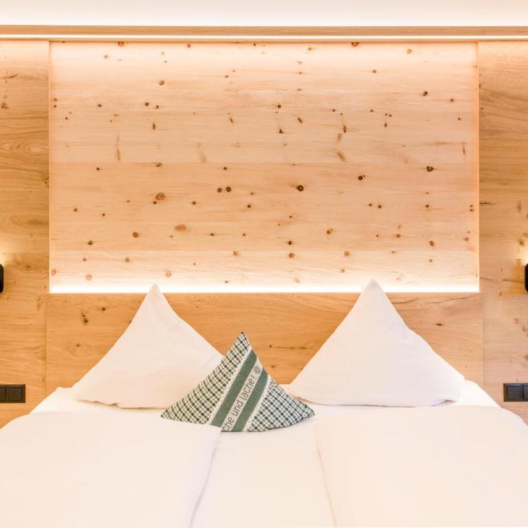 Pension Waidmannsruh - Doppelzimmer mit Dusche - 4