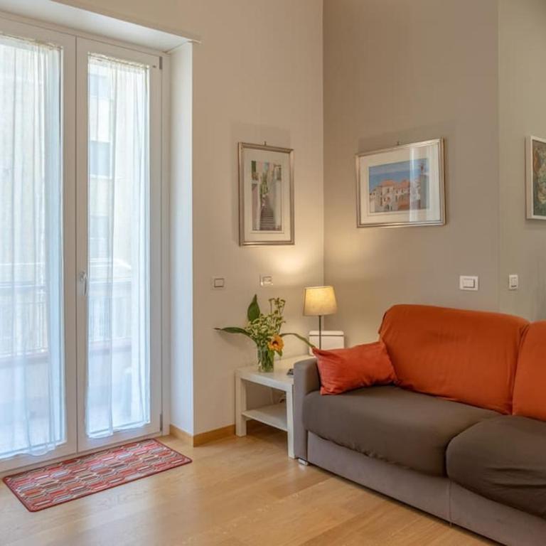Pisacane Suite - Appartamento con 1 Camera da Letto - 4