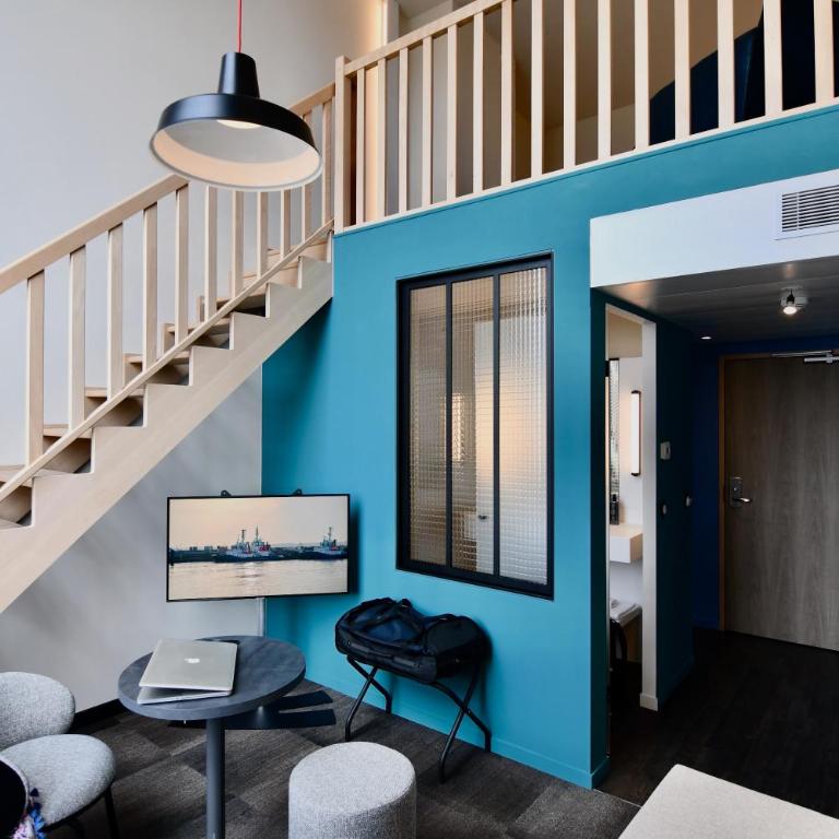 ibis Styles Saint Nazaire Centre Gare - Chambre Double Supérieure avec 1 Lit Double et 1 Lit Simple - Duplex - 6