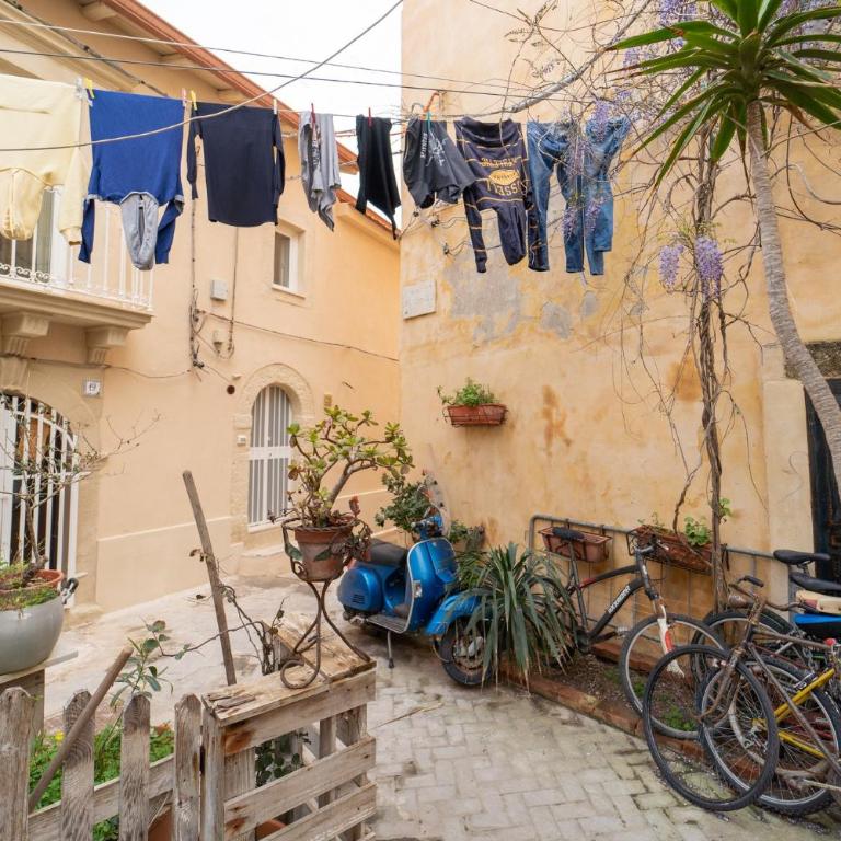 GuestHost - Ortigia Colourful Apartment - Appartamento con Terrazza - 35