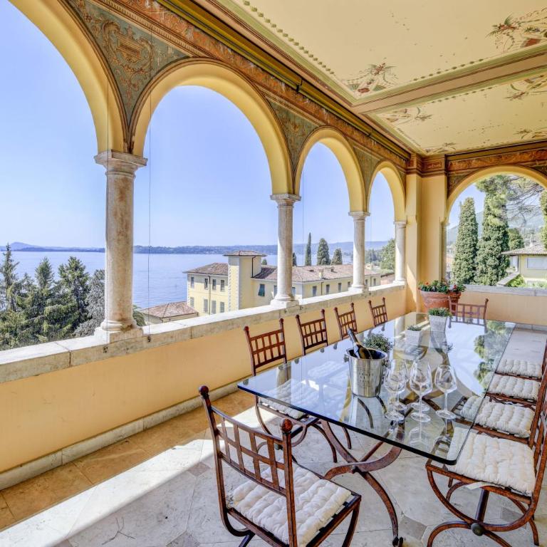 Appartamento La Romantica - Lussuoso appartamento in villa con vista lago - Appartamento con 3 Camere da Letto - 3