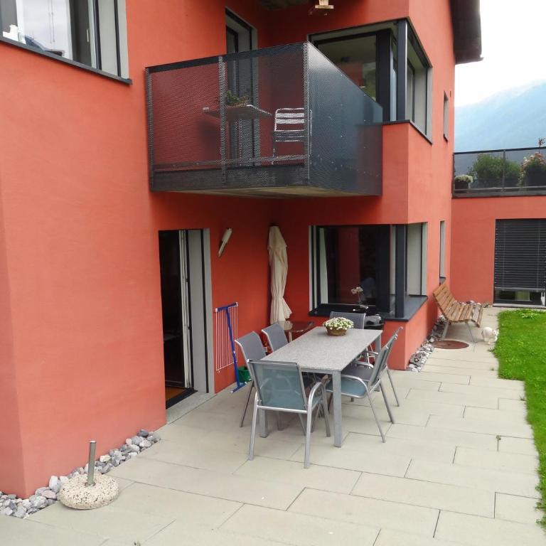 Chasa Felix Scuol - Apartment mit Blick auf die Berge - 4