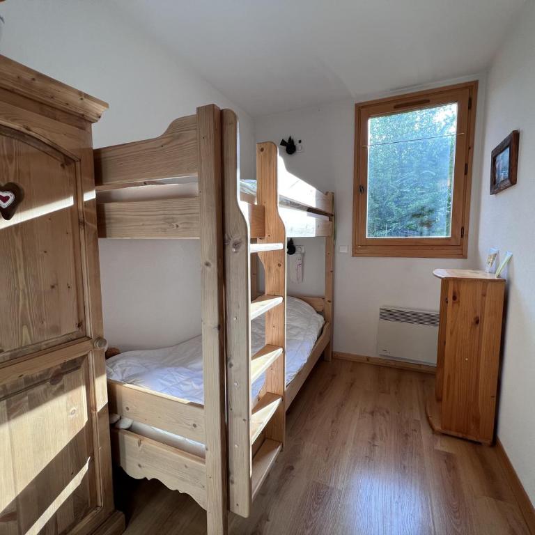 Tendieu Soleil B - Appartement dans chalet, vue montagnes - Appartamento con Vista Montagna - 8