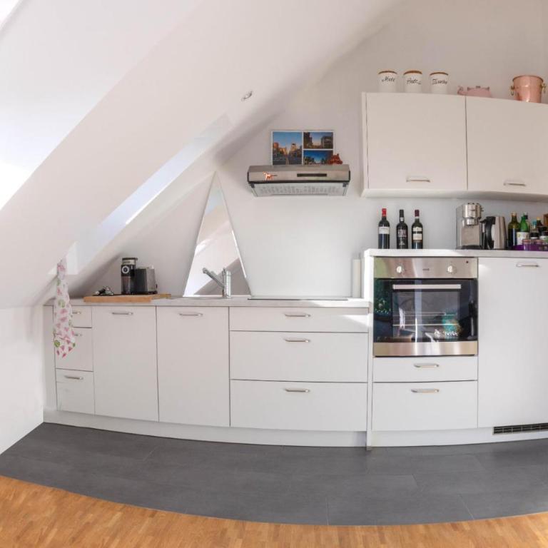 N13 Living - Apartment mit 1 Schlafzimmer und Badewanne - 16