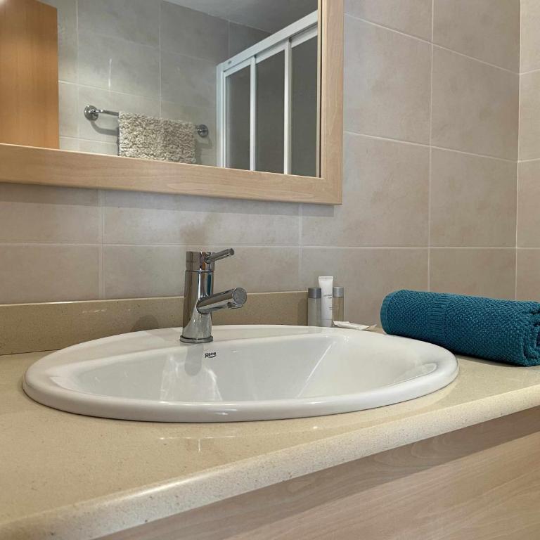 Solàrium con terraza a 5 minutos de la playa - Apartamento con vistas a la piscina - 25