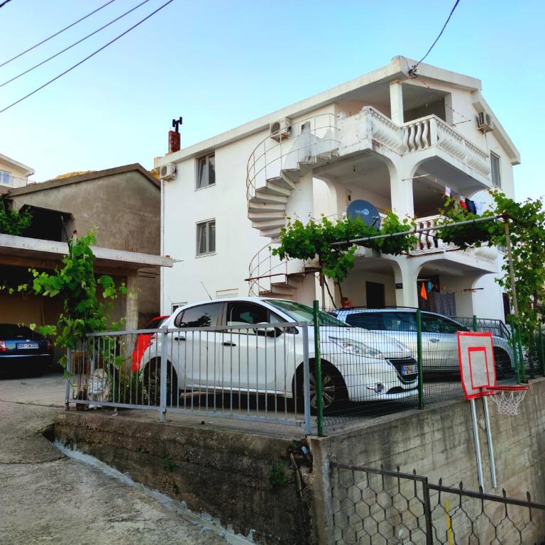 Apartmani Durovic - Two-Bedroom Apartment - 12