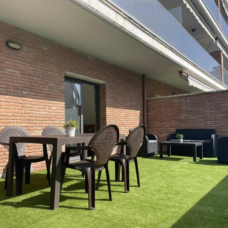 Solàrium con terraza a 5 minutos de la playa - Apartamento con vistas a la piscina - 29