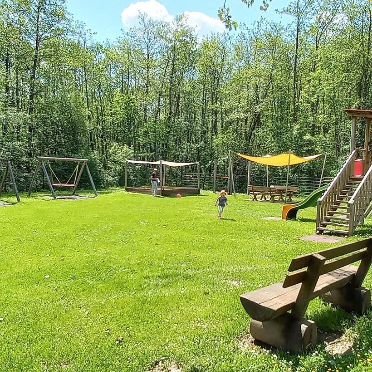 ELISABETH Haus KMB Seeappartement am Ossiacher See, Hallenbad, Skiarena Gerlitzen - Apartment mit 2 Schlafzimmern und Balkon - 26