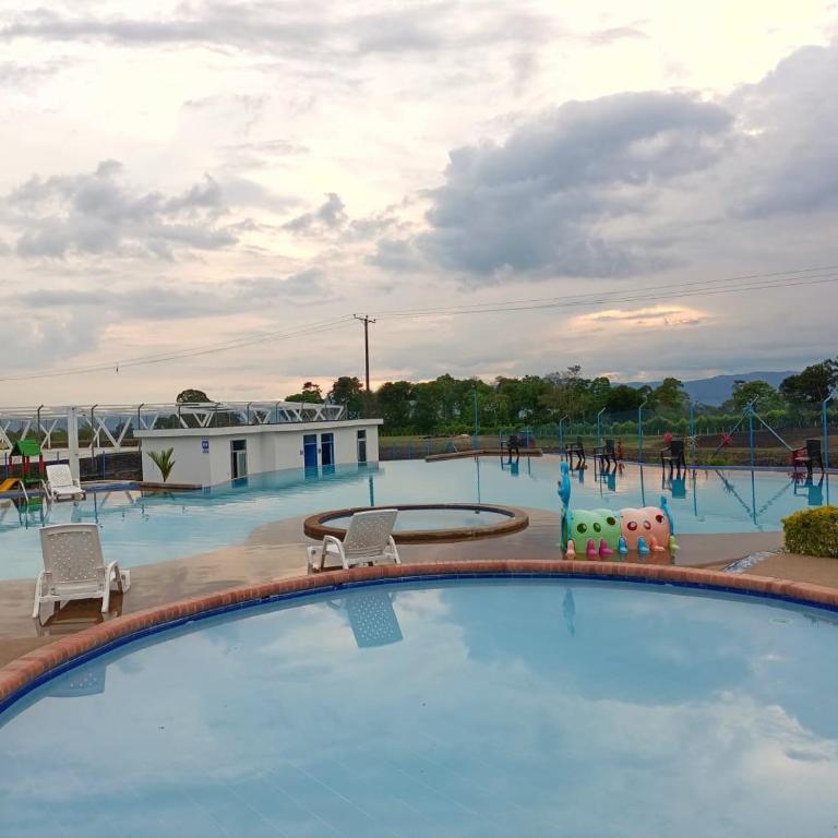 Apartamento totalmente equipado a 5 minutos del Parque del Café - Montenegro - Apartamento de 2 dormitorios - 27
