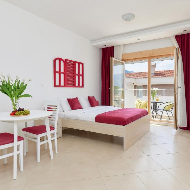 M&M&M Apartments - Studio - 8