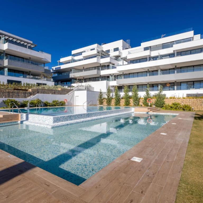 Mesas Homes luxury 4 bed apartment near the sea and port Estepona - Apartamento con vistas al mar - 1