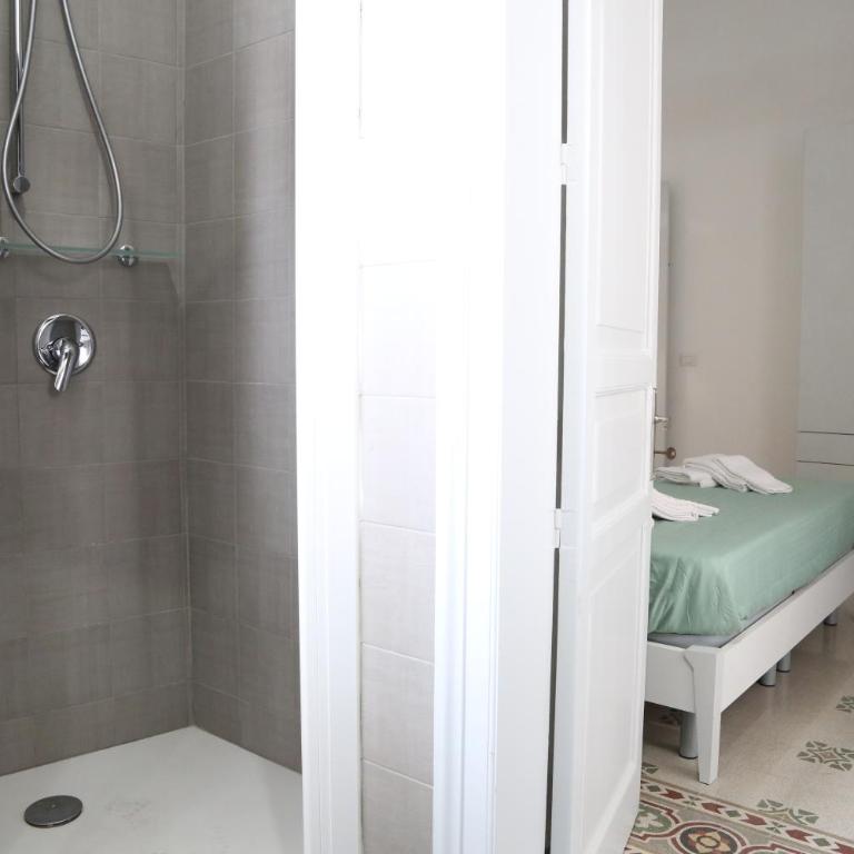 Palazzo Leonardo - Appartamento con 2 Camere da Letto - 5