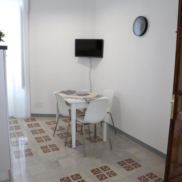 Palazzo Leonardo - Appartamento con 2 Camere da Letto - 7