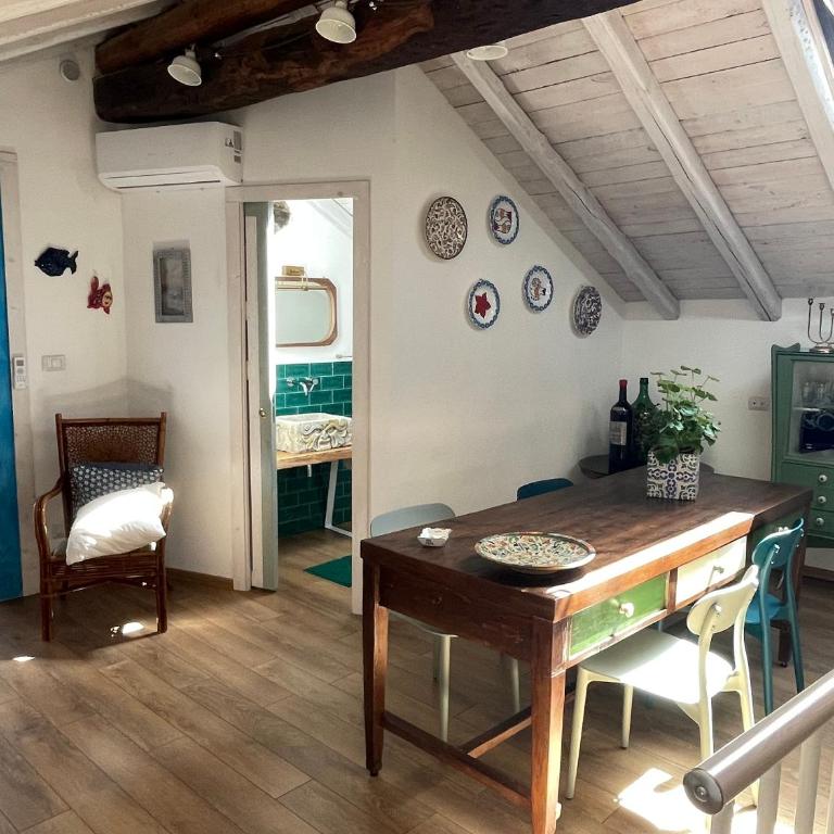 donna serena Aci Castello - Two-Bedroom House - 5